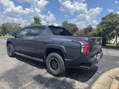 New 2026 Chevrolet Silverado EV Trail Boss image 4