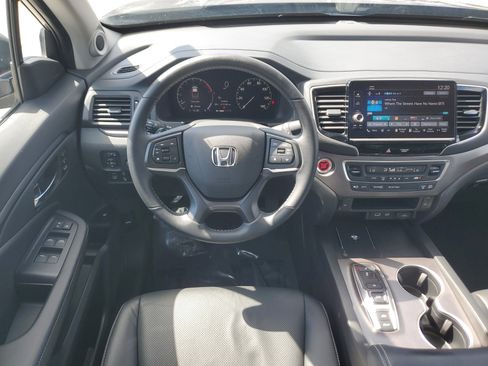 Used 2025 Honda Ridgeline RTL image 19