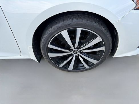 Used 2021 Nissan Altima 2.5 SR AWD/4WD image 10