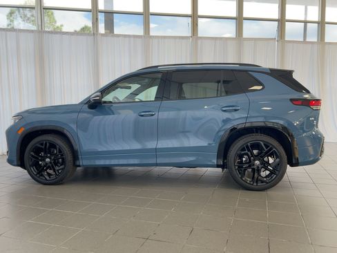 New 2026 Volkswagen Tiguan SE R-Line image 2