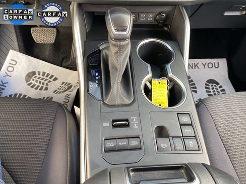 Used 2024 Toyota Highlander LE image 37