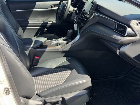 Used 2023 Toyota Camry SE w/ Protection Package (Q2) (TMS) FWD image 19