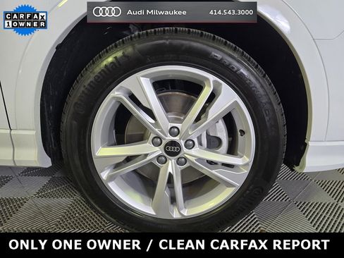 Used 2024 Audi Q3 2.0T Premium Plus w/ Premium Plus Package image 2