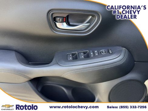 Used 2023 Honda HR-V LX image 17