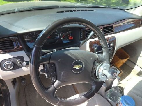 Used 2013 Chevrolet Impala LT FWD image 5