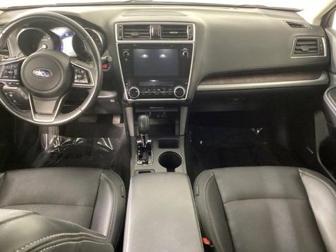 Used 2019 Subaru Outback 2.5i Limited w/ Popular Package #2 image 11