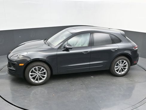 New 2025 Porsche Macan image 40