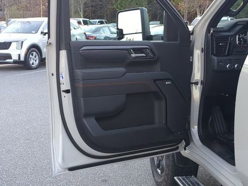 New 2026 GMC Sierra 2500 AT4 w/ AT4 Premium Plus Package image 15