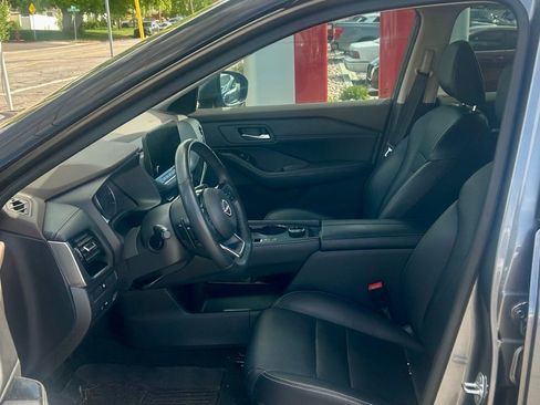 Used 2023 Nissan Rogue SL w/ SL Premium Package AWD/4WD image 7