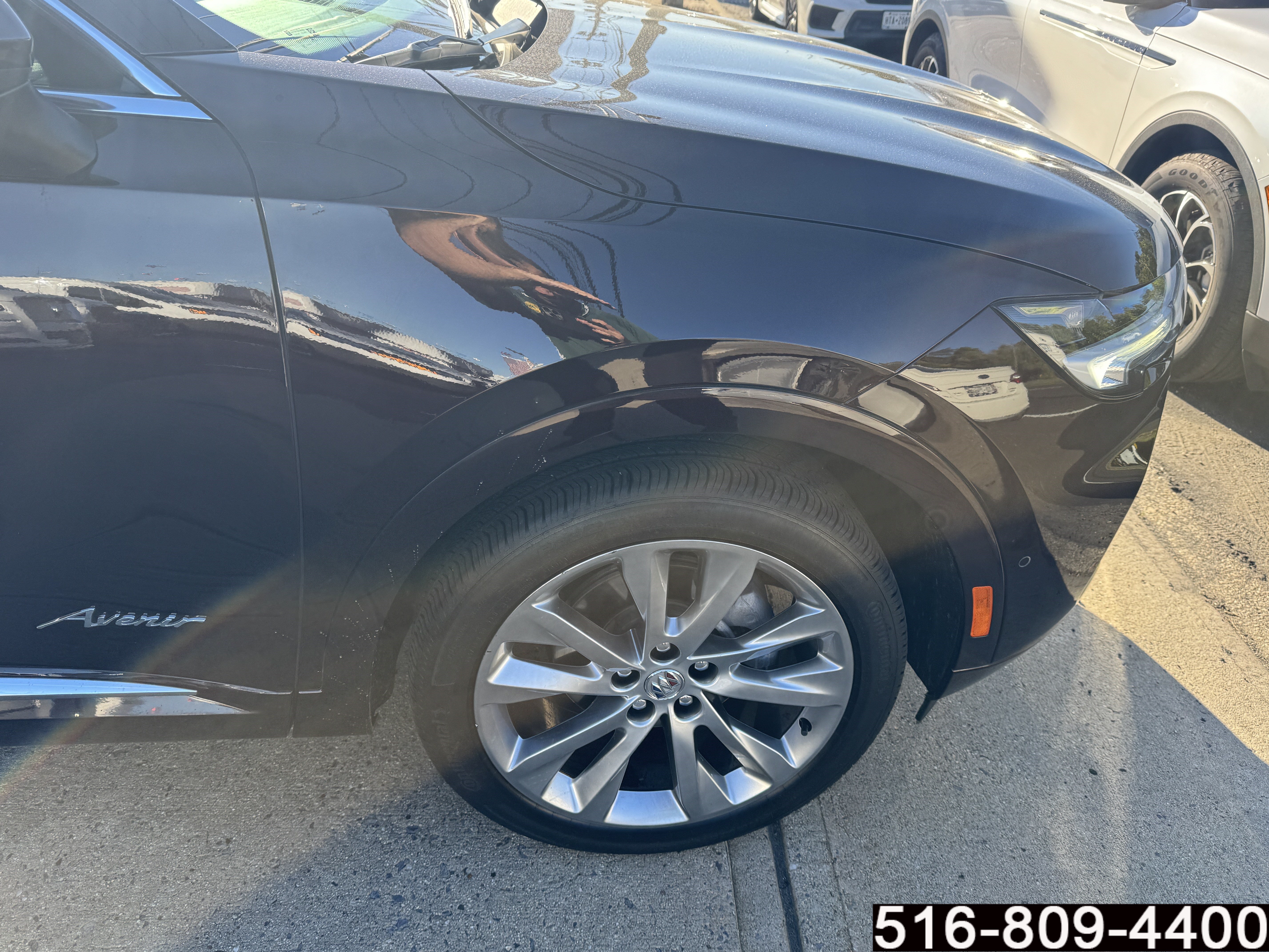 Used 2023 Buick Envision Avenir AWD/4WD image 9