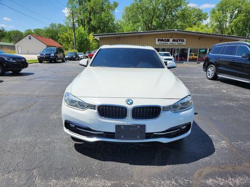 Used 2018 BMW 330i xDrive Sedan w/ Convenience Package image 20