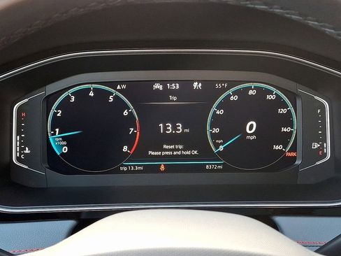 Certified 2025 Volkswagen Jetta GLI Autobahn image 22