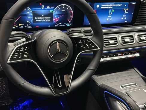 New 2026 Mercedes-Benz GLE 450 4MATIC Coupe image 26