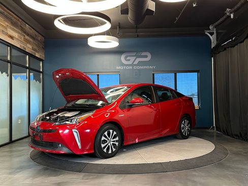 Used 2021 Toyota Prius LE w/ Carpet Mat Package (TMS) AWD/4WD image 24