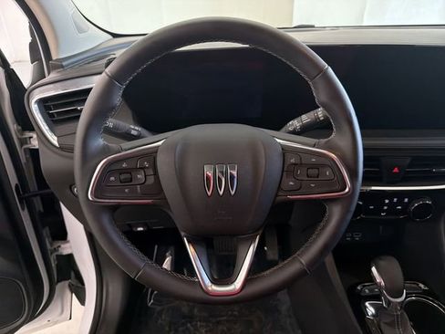 Certified 2025 Buick Encore GX Preferred AWD/4WD image 27