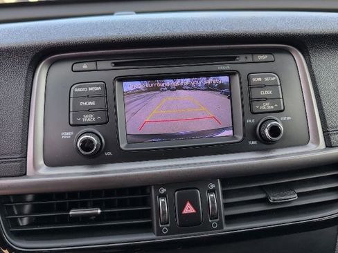 Used 2017 Kia Optima LX image 18