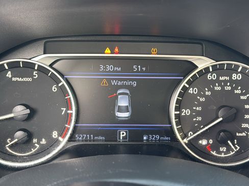 Used 2024 Nissan Altima 2.5 SV image 20