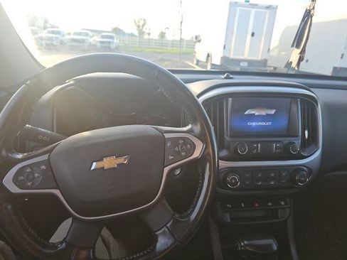 Used 2021 Chevrolet Colorado LT w/ Fleet Safety Package image 13