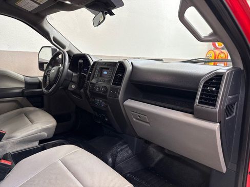 Used 2022 Ford F550 4x4 Crew Cab Super Duty w/ Power Equipment Group image 56