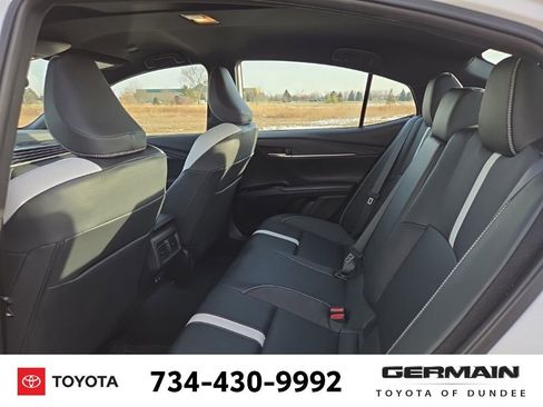 Used 2025 Toyota Camry SE image 24