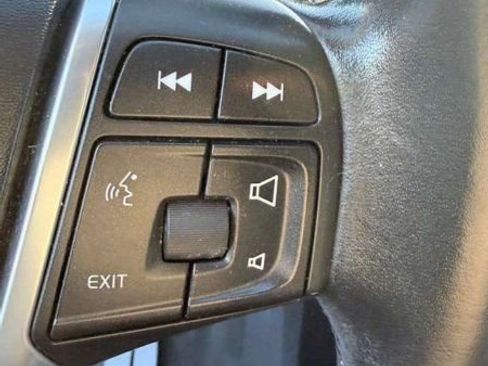 Used 2017 Volvo S60 T5 Inscription image 18