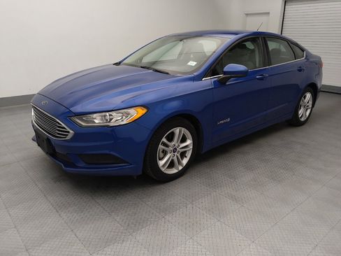 Used 2018 Ford Fusion S FWD image 2