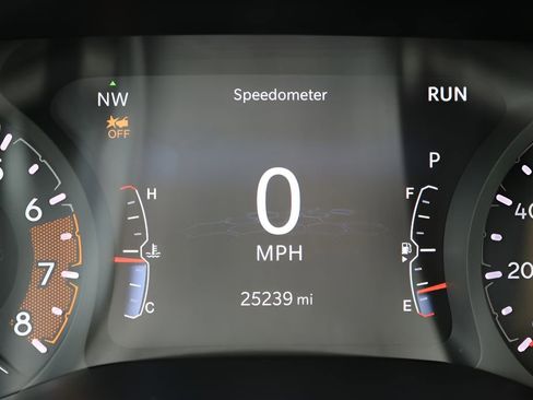 Used 2022 Jeep Compass Trailhawk AWD/4WD image 25