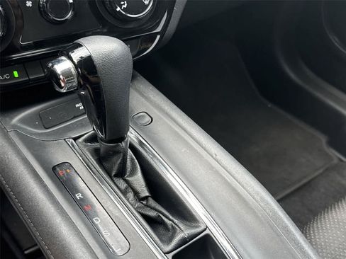 Used 2019 Honda HR-V LX image 24