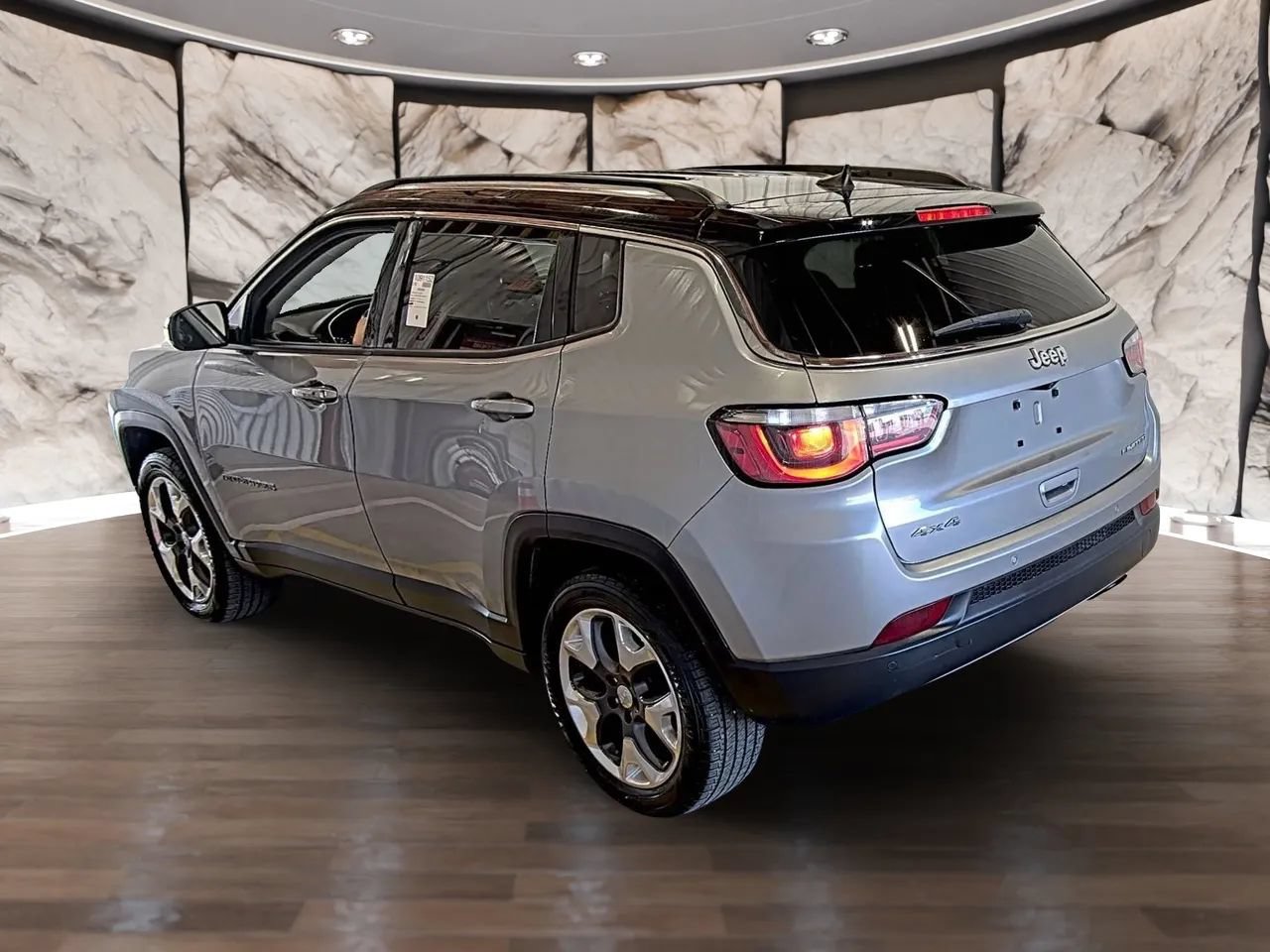 Used 2019 Jeep Compass Limited w/ Safety & Security Group AWD/4WD image 12