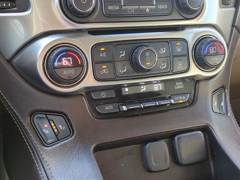 Used 2019 Chevrolet Tahoe LT image 18