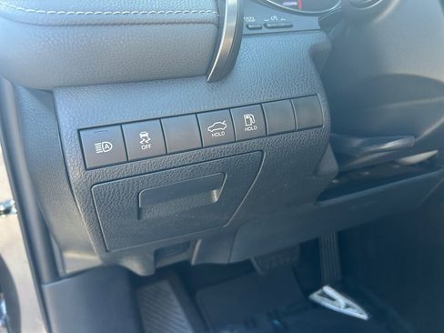 Used 2021 Toyota Camry XSE image 21