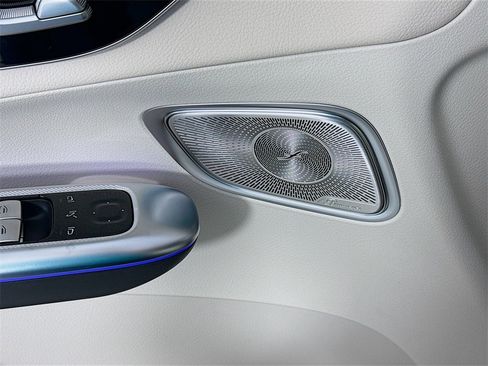 Used 2025 Mercedes-Benz GLC 300 4MATIC image 20