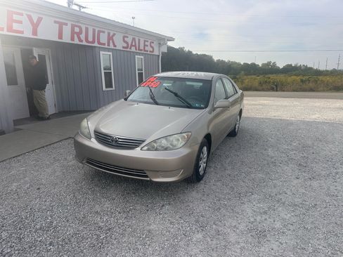 Used 2006 Toyota Camry XLE image 3