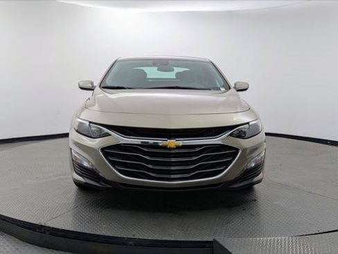 Used 2025 Chevrolet Malibu LT FWD image 12