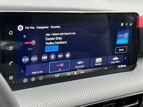 New 2026 Nissan Kicks SR w/ Cold Weather Package image 15