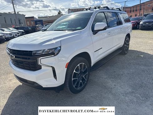 Used 2023 Chevrolet Suburban RST w/ Luxury Package AWD/4WD image 1