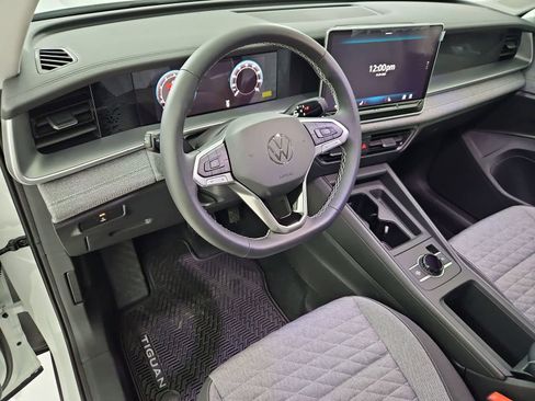 New 2026 Volkswagen Tiguan S AWD/4WD image 2