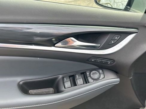 Used 2023 Buick Enclave Premium w/ Experience Buick Package image 8