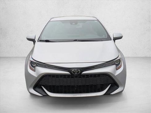 Used 2022 Toyota Corolla SE image 2