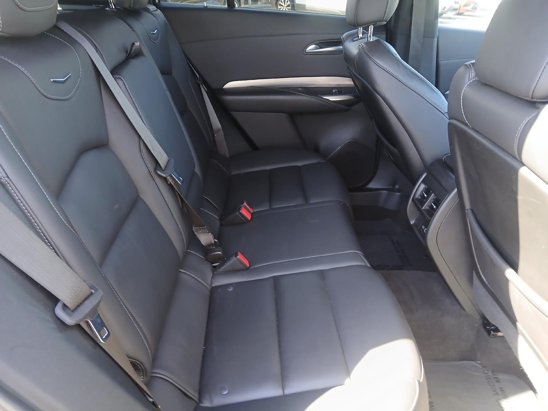 Used 2025 Cadillac XT4 Premium Luxury FWD image 20