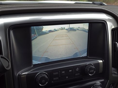 Used 2018 Chevrolet Silverado 1500 LTZ Z71 w/ LTZ Plus Package image 22