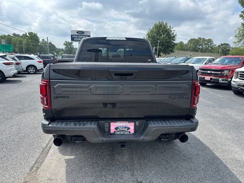 Used 2018 Ford F150 Raptor w/ Equipment Group 802A Luxury AWD/4WD image 4