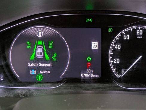 Used 2018 Honda Accord Touring image 32