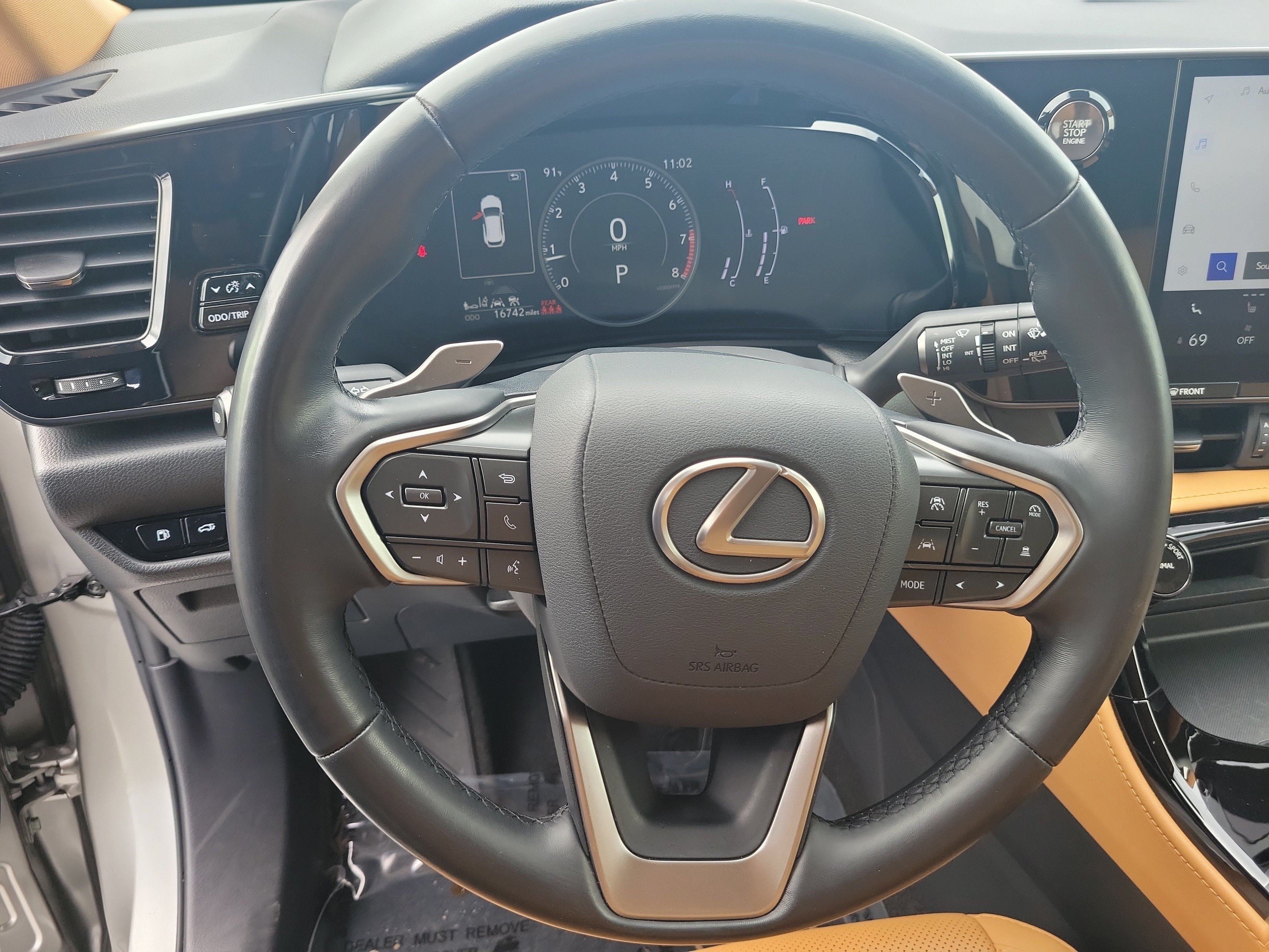 Used 2024 Lexus NX 250 FWD w/ Towing Package (2000 Lbs) image 24