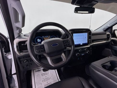 Used 2022 Ford F150 Lariat w/ Equipment Group 501A Mid AWD/4WD image 9