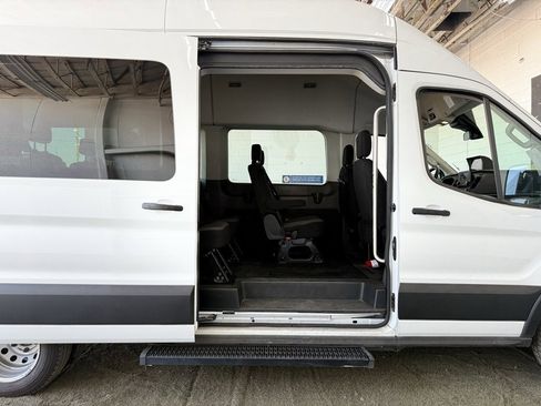 Used 2021 Ford Transit 350 XLT image 45