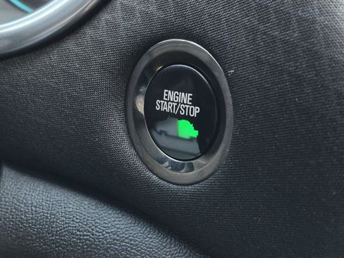 Used 2016 Chevrolet Malibu LT image 22