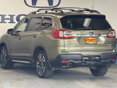 Used 2023 Subaru Ascent Limited w/ Technology Package AWD/4WD image 5