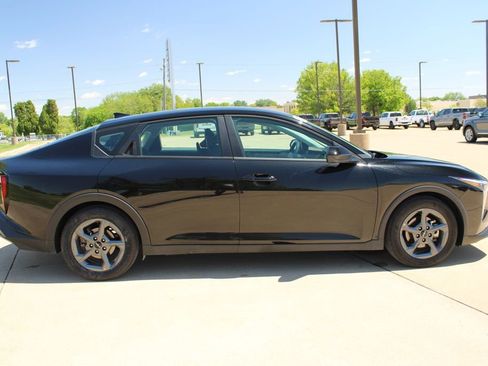 Used 2025 Kia K4 FWD image 4