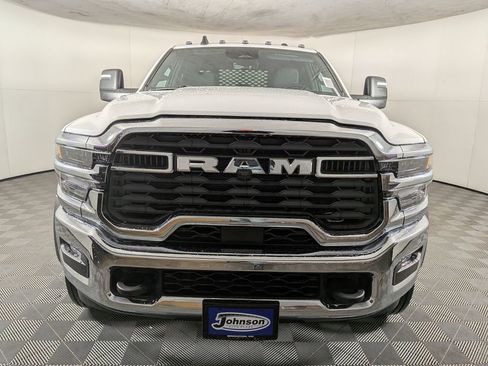 New 2026 RAM 5500 Tradesman w/ Chrome Appearance Group image 2